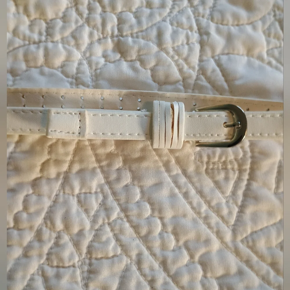 Thin White Belt with Cut-out Design And Silver Buckle